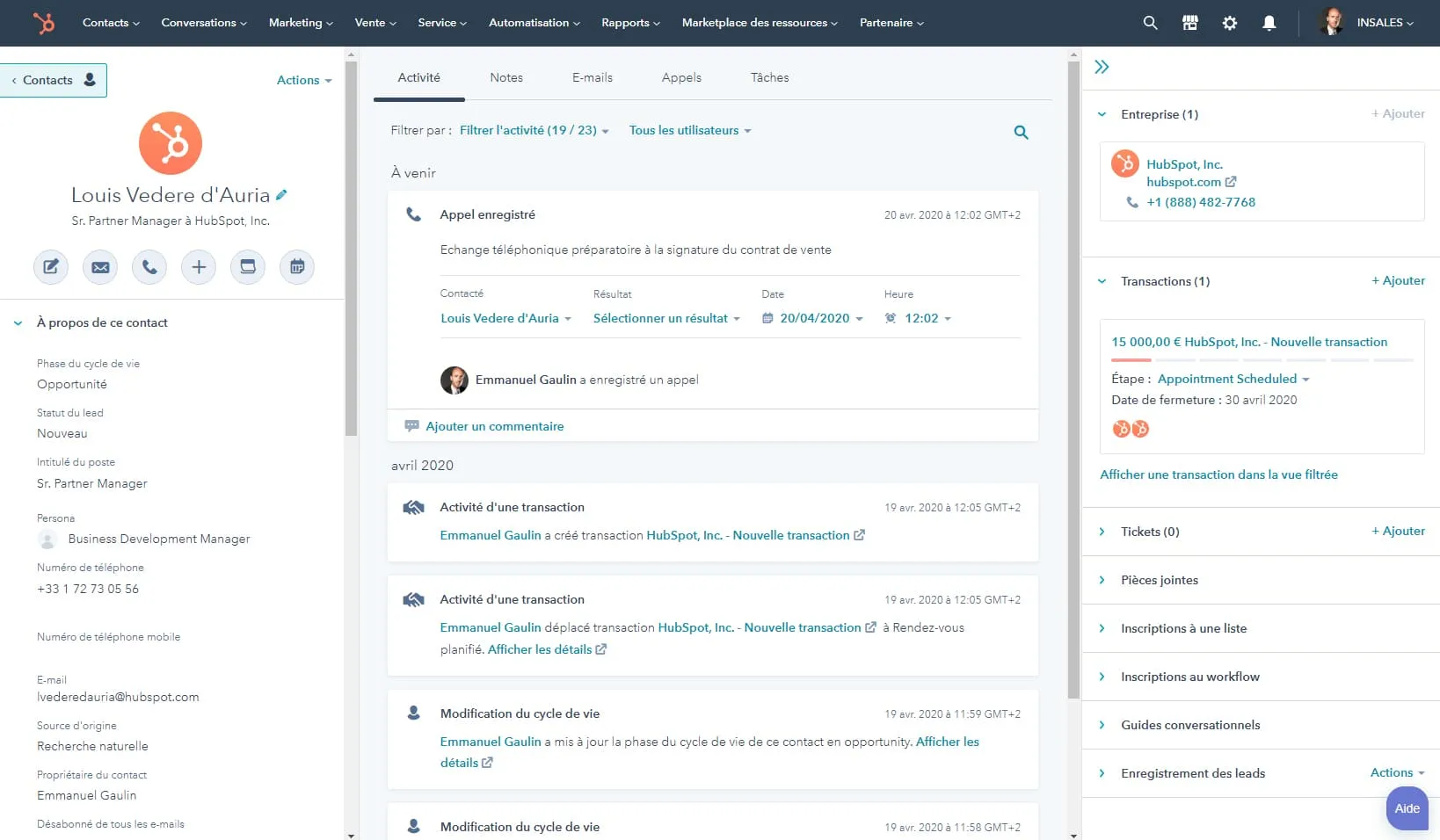 Vue du pipeline de vente HubSpot CRM en mode Kanban avec des deals par étape